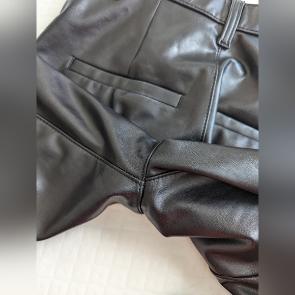 Abercrombie & Fitch Skinny Ultra High Rise Vegan Black Leather Slit Pants, sz 24 - Picture 8 of 16